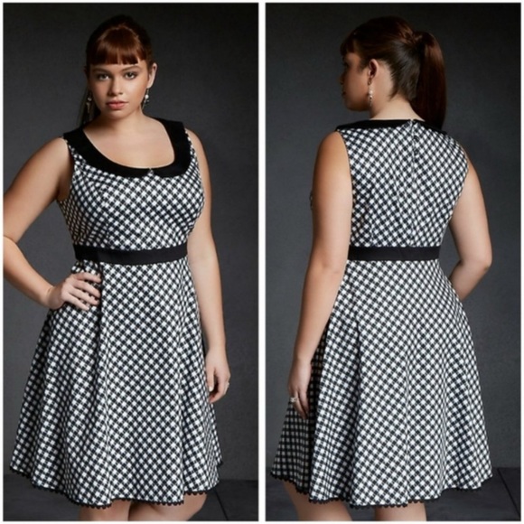 Torrid Orphan Black Alison Peter Pan Collar Gun Print Retro Swing Dress 22 3X - Picture 4 of 16